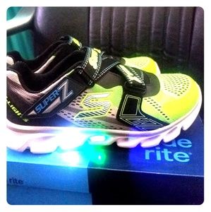 Boys Size 3, Skechers Super Z-strap Light Up